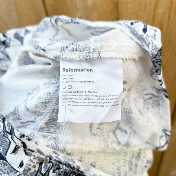 Reformation Hogan Top Size 2 Linen‎ Blouse Toile Horse Print - Picture 13 of 17